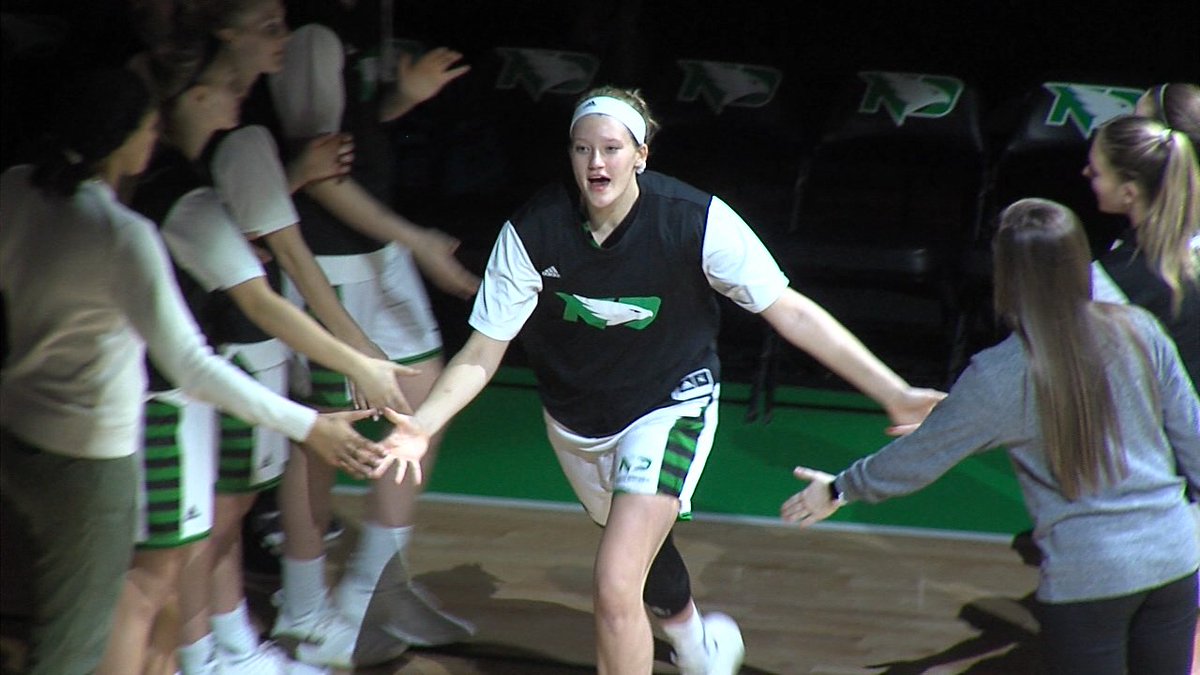 WATCH: UND rolls Mayville State in women's hoops | WDAZ

inforum.com/sports/933084-…