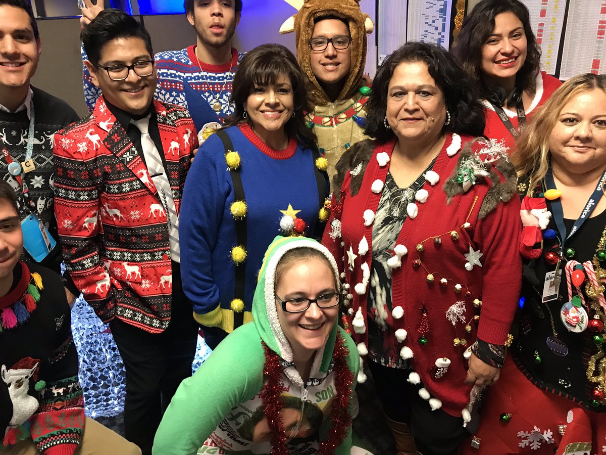 npmiller13's tweet photo. Beautiful day to celebrate Ugly Sweater Day! @Alorica_EP_OBTM @attobtm @ATTPoston @rick__aragon @Team_NMartinez https://t.co/KA3GxCbD3M