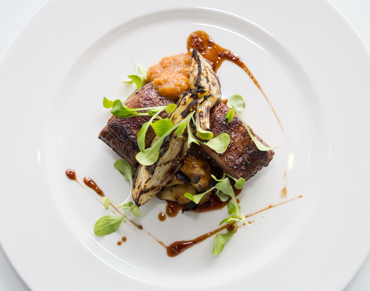 hillofgracerest's tweet photo. Hungry anyone? Our Murraylands lamb loin with spiced fruit chutney, grilled eggplant, confit fennel and mustard jus is sure to satisfy your taste buds 👌#HillofGraceRestaurant https://t.co/fiDtnqf8By