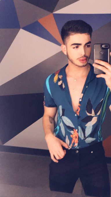 Watch Elmer.'s leaked NSFW photo on TwXstars