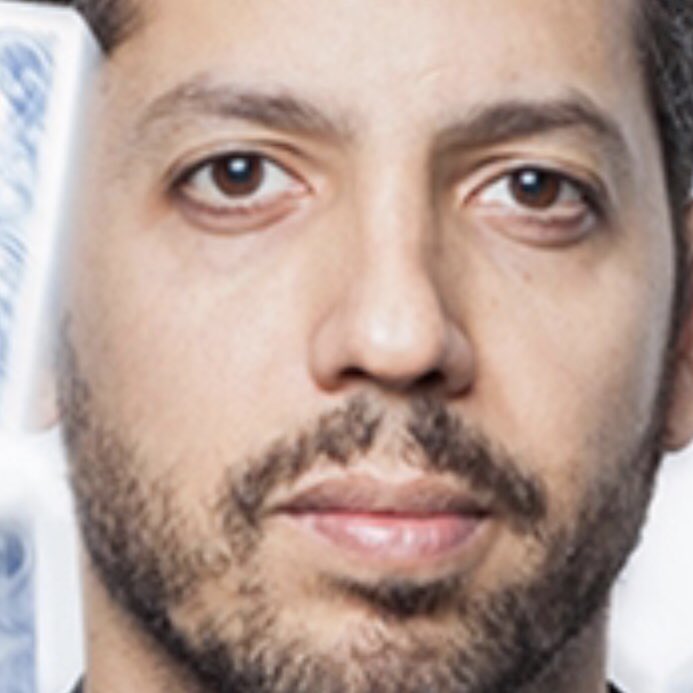 BadAdviceClub's tweet photo. @davidblaine why is it always “How does Blaine do it?” and never “How is Blaine doing?” https://t.co/UDlIQ1G4pC