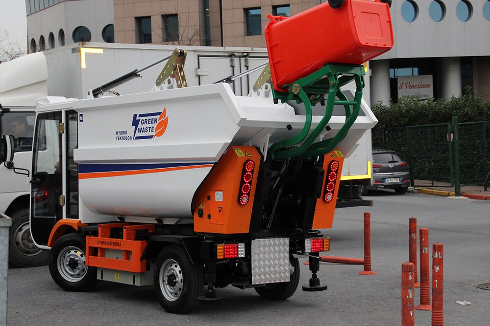 mingnuo.com.tr/tr-TR/hibrid-a…
Elektrikli Mini Çöp Toplama Aracı Green Waste MN-DTA
Akülü ve Hybrid olarak tasarlanmış belediye hizmet aracı. Düşük enerji tüketimi ile çevre dostu belediye hizmet aracı olarak üretilmiştir. 3.7 m3 sıkıştırmalı çöp haznesi ile şantiyeye gitmeden .........