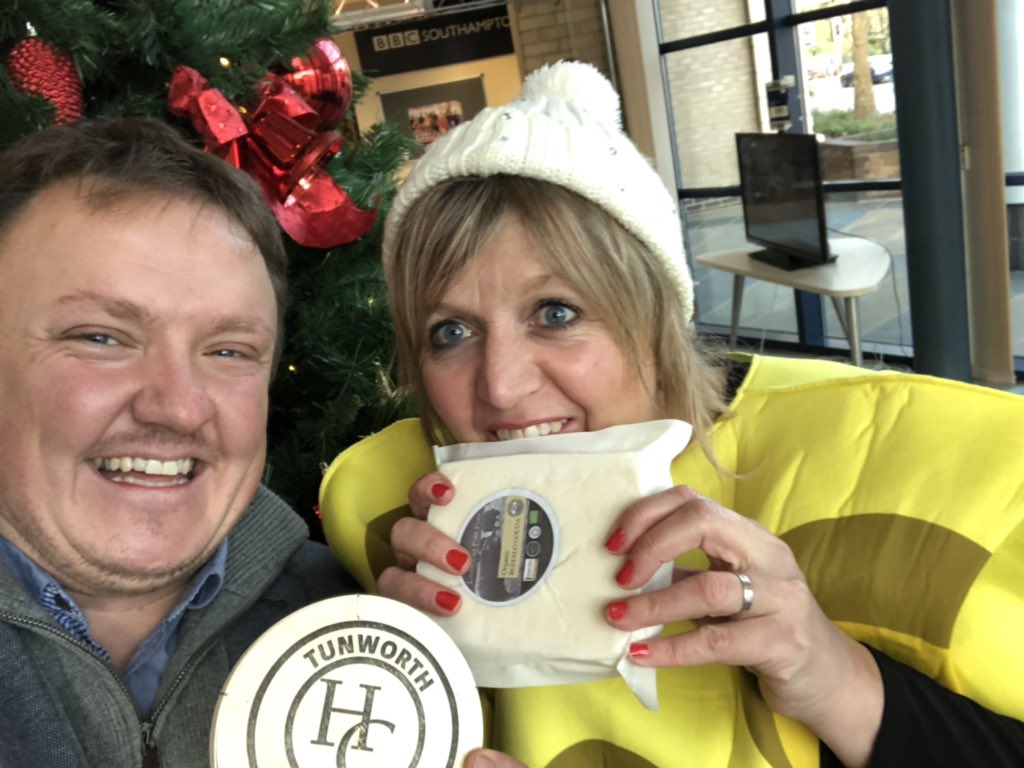 We are here <a href="/BBCRadioSolent/">BBC Radio Solent</a> waiting to meet <a href="/SashaTwining/">sasha twining</a> Chef <a href="/WHRomsey/">White Horse Romsey</a> <a href="/nick_ohalloran/">Nick O'Halloran</a> ready to munch our way through a lot of Hampshire cheese... The ultimate Christmas cheeseboard Tune in shortly!