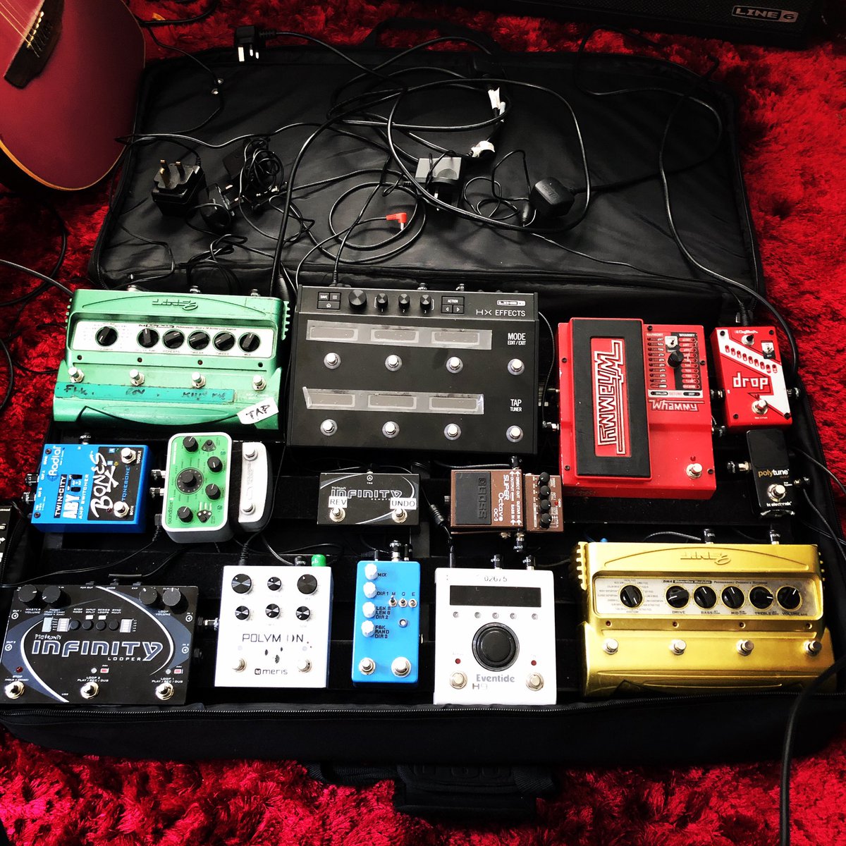 azizibrahim56's tweet photo. #guitar #pedalgeek stuff Replacing my 20 year old #mm4 with this badboy @Line6 #hxeffects @YamahaUK 4 2nites show #Brum @hareandhounds @InderGoldfinger #ianbrown #mb2018 #monkeybusiness2018 #pedalboard #guitareffects https://t.co/2xpacEkWYF