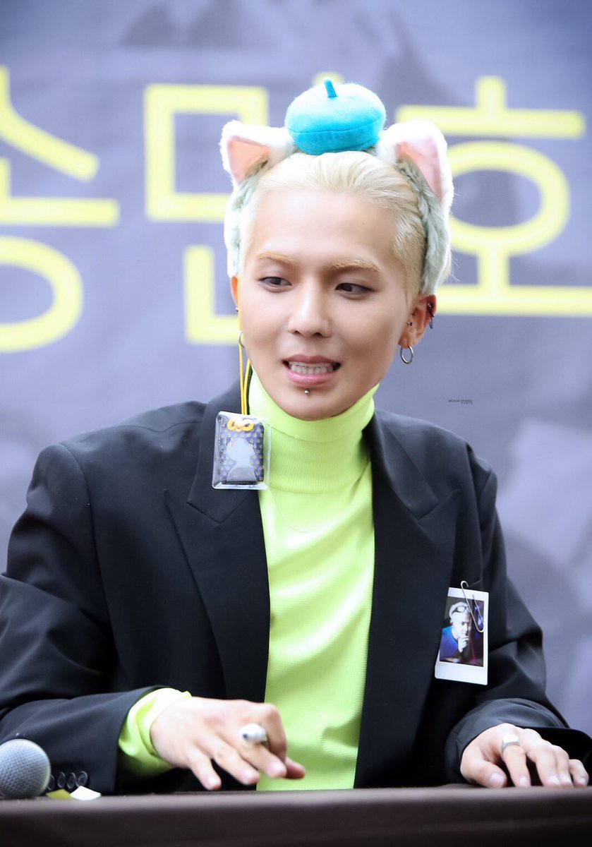 mino pics (hiatus) tweet media