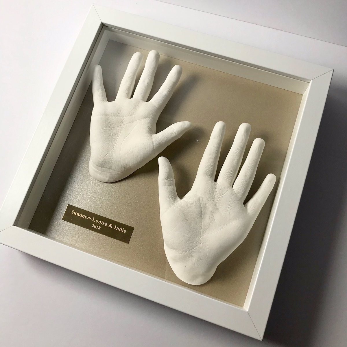 SRCastingstudio's tweet photo. This children’s hand casting kit with frame display is now available to purchase via my Etsy shop!

https://t.co/rmqgCEbuOf

#children #castingkit https://t.co/p3evy47GYY