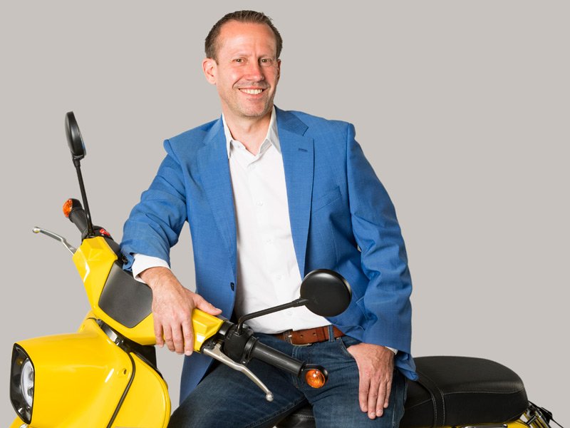 Wirklich jeder von uns kennt die #Schwalbe noch als #Kultgefährt aus der ehemaligen #DDR. Sie ist wieder da, und das als cooler e-Roller! Wir haben im Interview mit Thomas Grübel von <a href="/MySchwalbe/">MySchwalbe</a> mehr dazu erfahren!

wirtschaftsforum.de/schwalbe/inter…