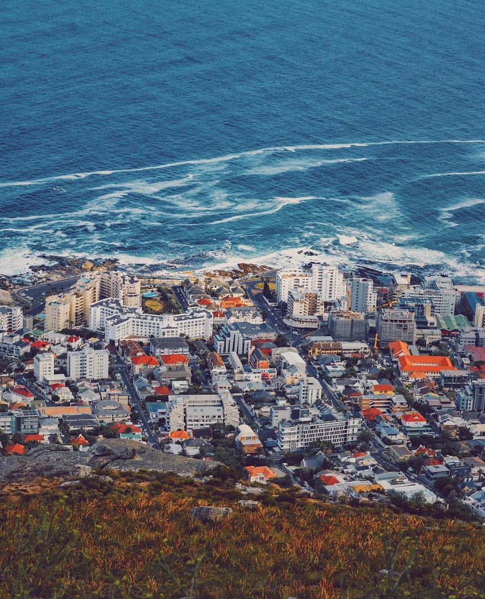 ihcapetown's tweet photo. How pretty are these pictures shot by @bernard_cloete ? 📷 Let's appreciate these beautifully captured views 🤗

#ihcapetown #ihstudents #ihstudent #capetown #views #appreciationpost https://t.co/q4eUtSO8mw