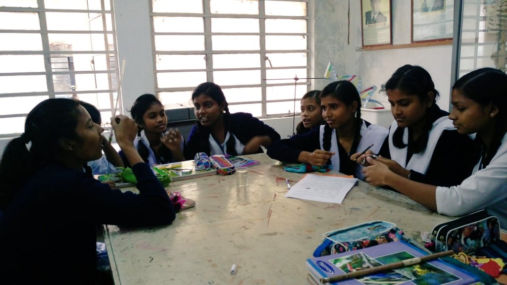 vigyanpratibha's tweet photo. @vigyanpratibha learning unit- Changes During Evaporation was conducted by Mita ma'am at Atomic Energy Central School 2, Jaduguda. More: https://t.co/nxoM4GmCio #education #excellence #Science #mathematics #educhat #scichat #mathchat #scicomm #evapouration https://t.co/Fd97MriXjE