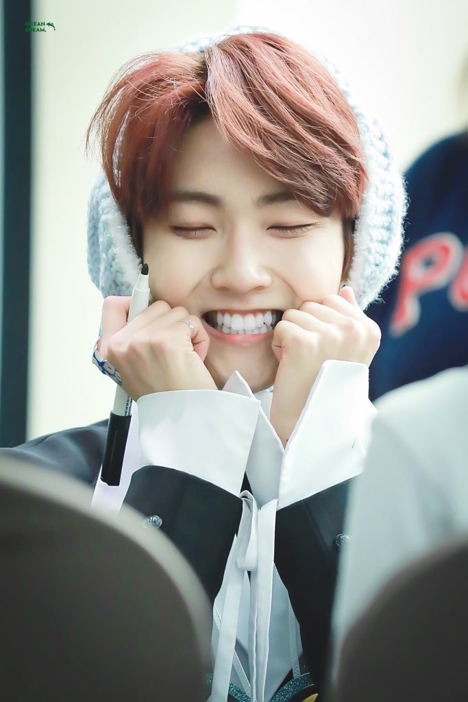 dodocwo's tweet photo. #tonsofrealhappiness (his smile) 💗 https://t.co/JRs0nLLucu