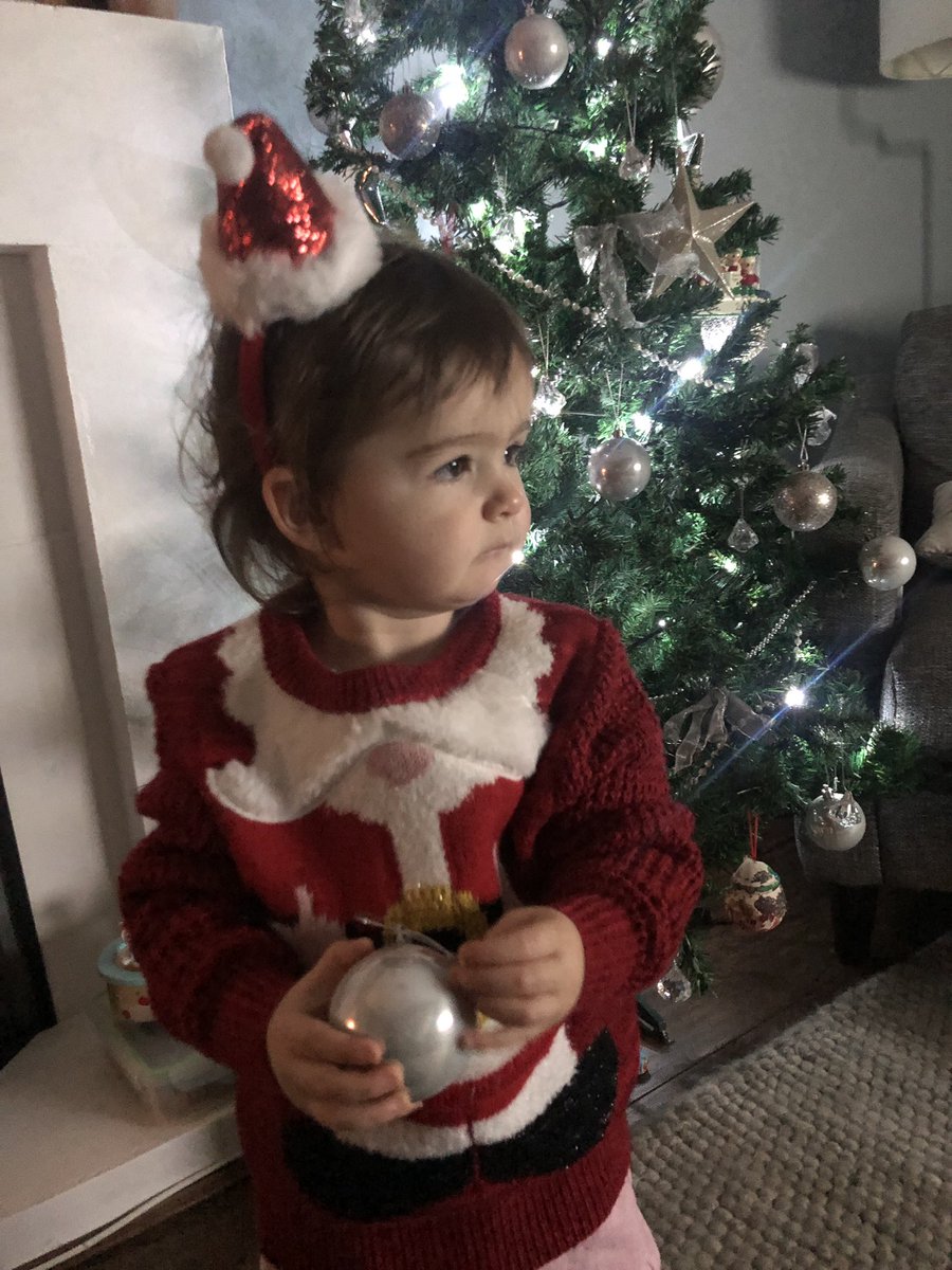 This took a few attempts and ended in a tantrum, 🤦🏽‍♀️ but here is Phoebes Christmas jumper submission to #premeXmas @PremexGroup 🎅🏻👶🏻 if we win we will be donating to @childrentoday