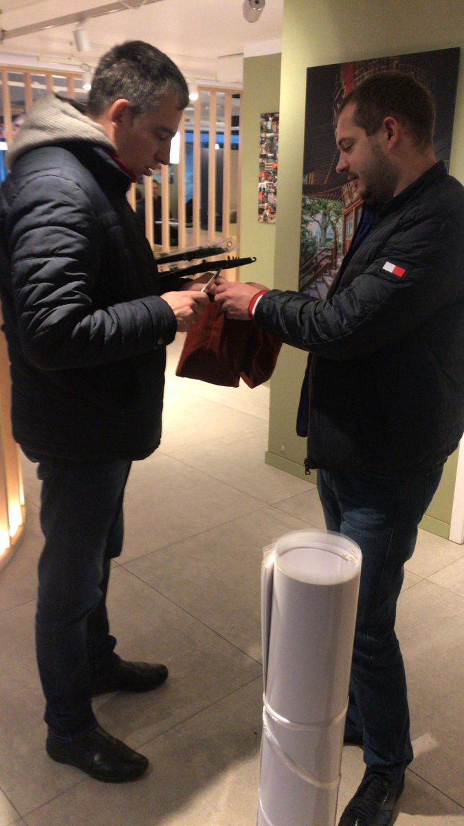 ZemniekuSaeima's tweet photo. Labrīt no Briseles! Šobrīd mums notiek pēdējie gatavošanās darbi, lai plkst.10:00 (pēc Briseles laika) piedalītos Baltijas valstu lauksaimnieku protesta akcijā PAR godīgiem tiešajiem maksājumiem visiem ES lauksaimniekiem!
#FairCAP #BalticFarmers #NotSecondClass #DontCAPfairness https://t.co/zwMCcGPydJ