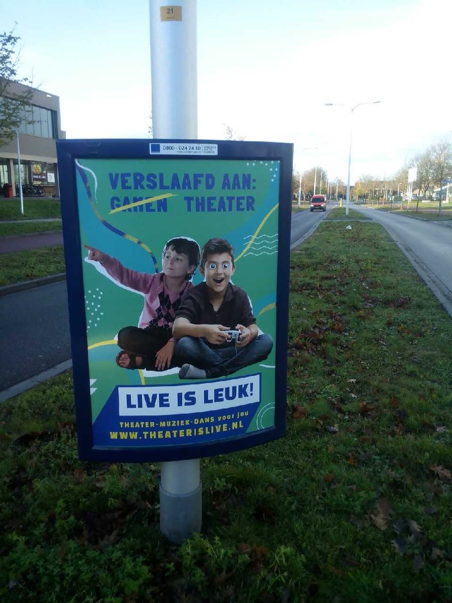 Naast het platform theaterislive.nl  is nu ook de buitenreclamecampagne van start gegaan. Heb jij onze posters al zien hangen? Maak een foto en post 'm met #theaterislive
