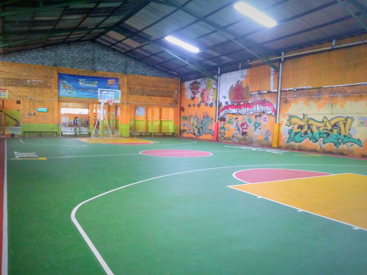  Gambar Lapangan Futsal  Keren Gambar  Lapangan 