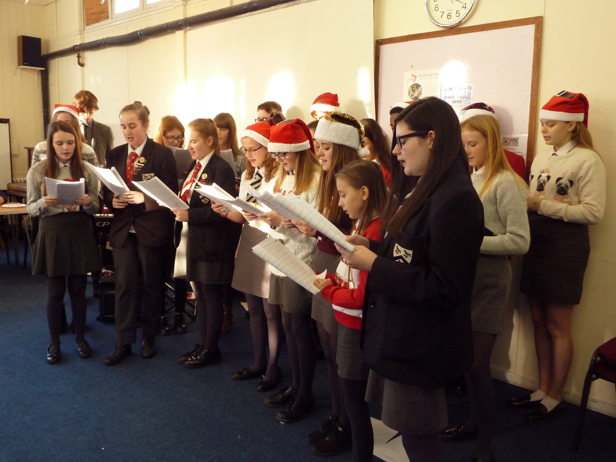 FulstonFamily's tweet photo. Fulston students were proud to sing carols yesterday afternoon at Phoenix House in #Sittingbourne. Thank you for having us @SwaleSeniors @SwaleCVS https://t.co/KFSDnPq8GQ