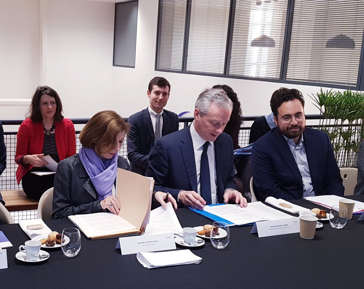 Agence_ID's tweet photo. 2e séance du Conseil de l'#innovation. 
➡️ Objectif : favoriser la coordination des différentes politiques ministérielles. @florence_parly @BrunoLeMaire, @VidalFrederique, @FdeRugy, @mounir, @echiva. #innovationdefenseLab https://t.co/tilRWStrOi