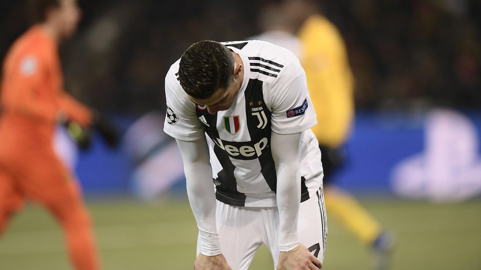 TifosiBN's tweet photo. Buon #giovedí da https://t.co/5xV9iDInKJ.
🇮🇹 #Juve, #interrotta lunga #striscia ➡️ https://t.co/biaZblH5Ae
🇬🇧 #Juventus #away run #terminated ➡️ https://t.co/BfmpFiHSda
#YoungBoysJuve #UCL #FaseAGironi #GironeH #OttaviDiFinale https://t.co/KohPHUvgxV