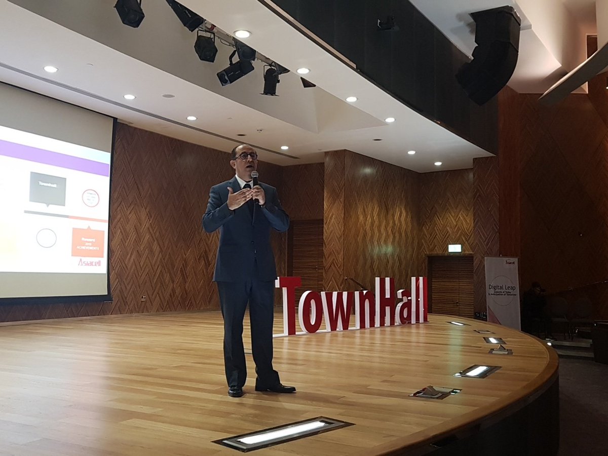 bassamshhadeh's tweet photo. Townhall 2018 Meeting in Sulaimaniyah with Asiacell 
#digitalleap #asiacell #sulaimaniyah https://t.co/KEymtrCtpJ