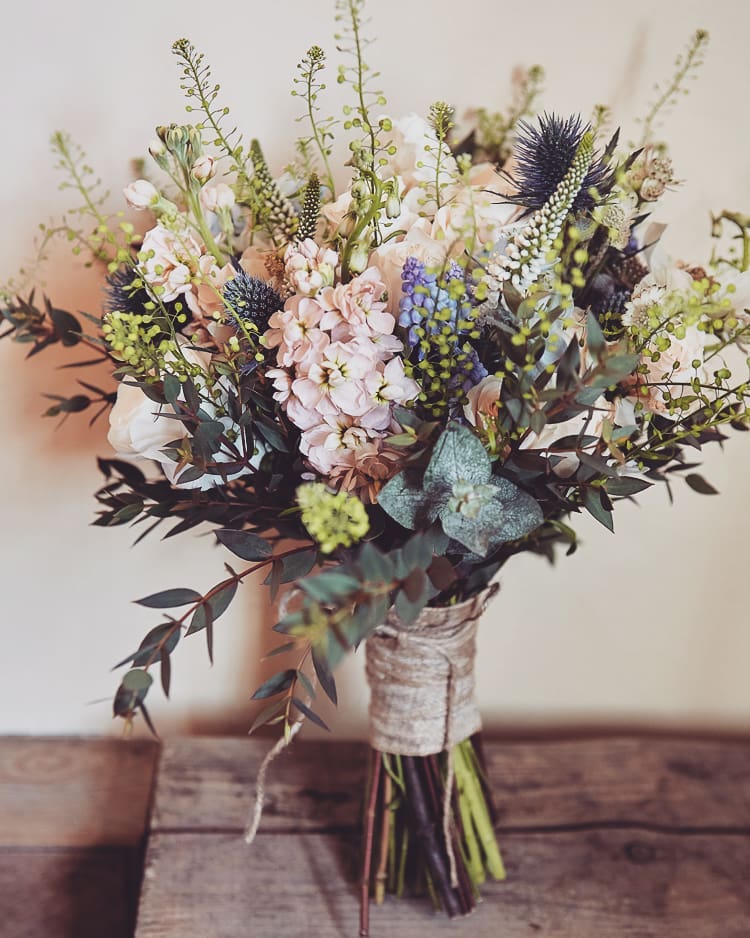 Bridal bouquet made of wild flowers!😍🎉👰💐🌹🌿#bridalbouquet #weddingflorals #bohowedding #bohostyle #weddinginspo #bridalbouquetinspiration #weddingplanneristanbul #weddingplannerturkey #sofrehaghd #indianwedding #bohemianwedding  #düğünorganizasyonu #düğün