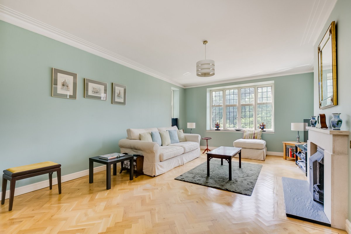 Chestertons Putney tweet media