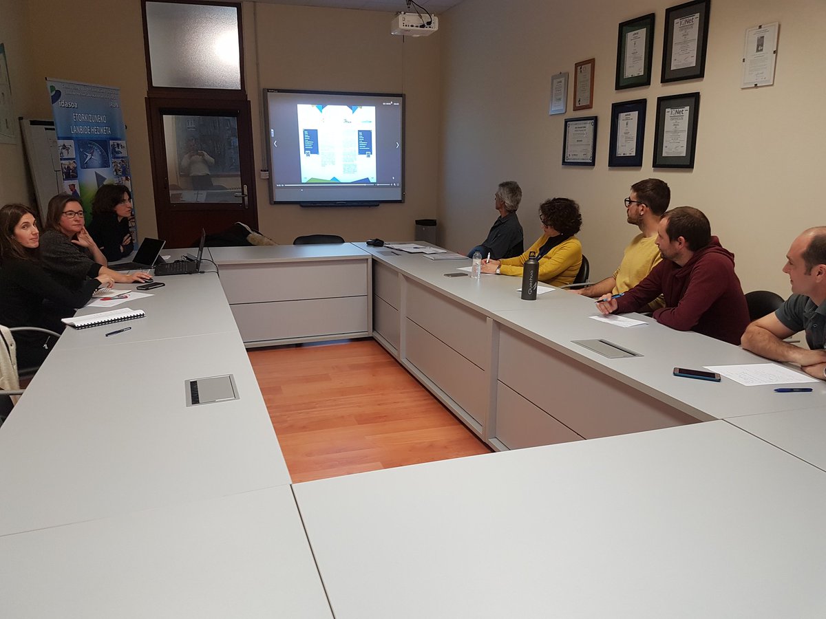 Hoy <a href="/fpbidasoa/">CIFP BIDASOA LHII</a> diseñando los proyectos Erasmus KA2  con Jone y Susana de <a href="/Int_Tknika/">International_TK</a> y  <a href="/BIMfpbidasoa/">BIM FP BIDASOA</a> <a href="/FOLBIDASOA/">@folbidasoa</a> <a href="/mekabidasoa/">MEKANIKA BIDASOA</a> <a href="/elektrobidasoa/">ELEKTRONIKA BIDASOA</a> <a href="/maderabidasoa/">MADERAMUEBLE BIDASOA</a> <a href="/OrientaBidasoa/">Bidasoa Orienta</a> <a href="/fpbidasoaelek/">fpbidasoaelektrikoak</a> mila esker!!!!