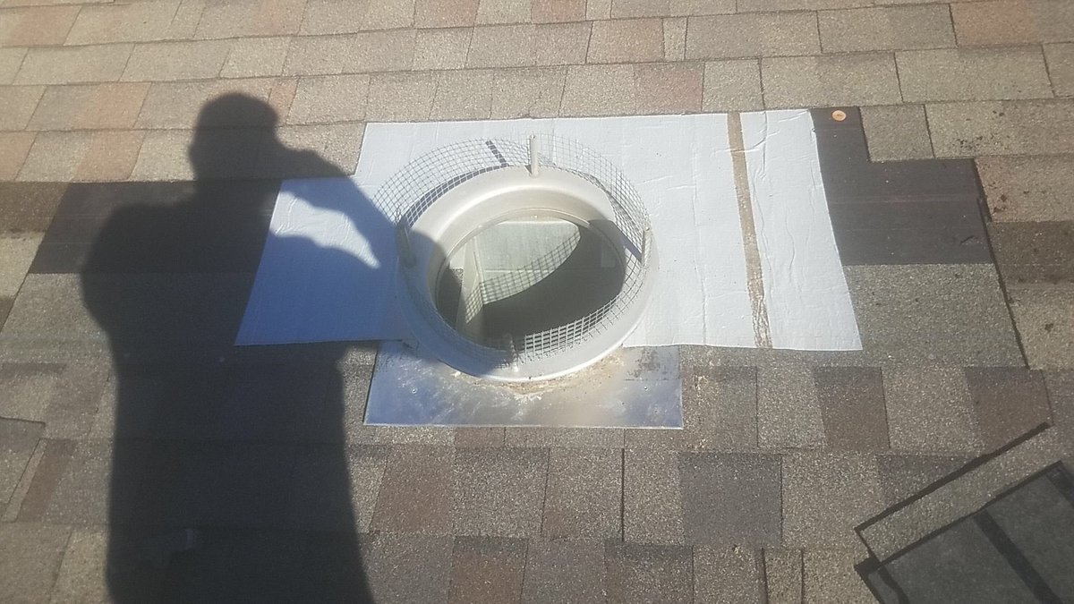 CMSRoofingSC's tweet photo. Pics from a recent vent repair! Your Roof Is Our Reputation! #cmsroofing #servingsc #quality #reliability https://t.co/iCawXsHdBa