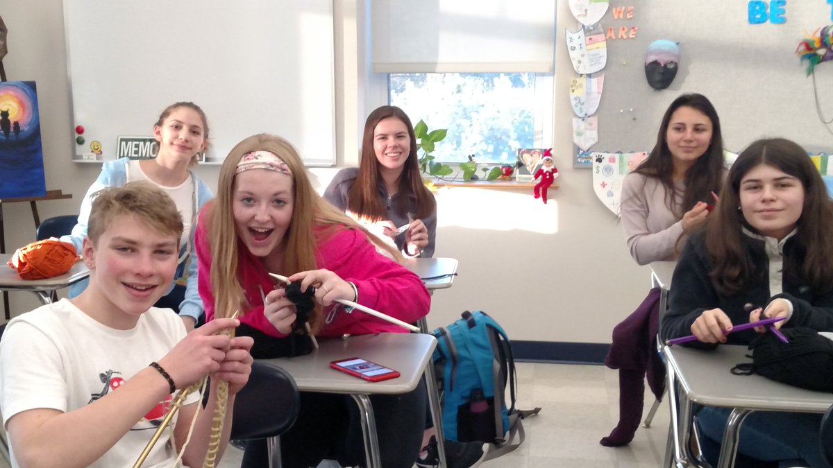 BtownHS142's tweet photo. Student Council members take part in some after school knitting.  Looking forward to seeing the final products!
#OrioleKnitters https://t.co/9CURDySEt5
