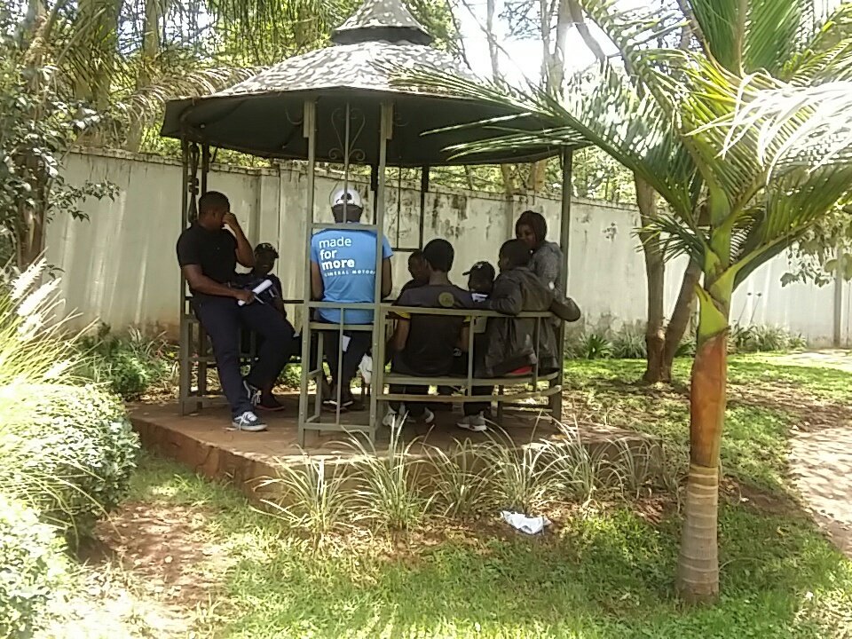 BOOSTFellowship's tweet photo. Team building task, to work on a simple typical example to facilitate team work @_GenUnlimited @UNICEFZIMBABWE @zimyouthcouncil @MurwiraNyasha @dtongofa https://t.co/tjpWjmst6B