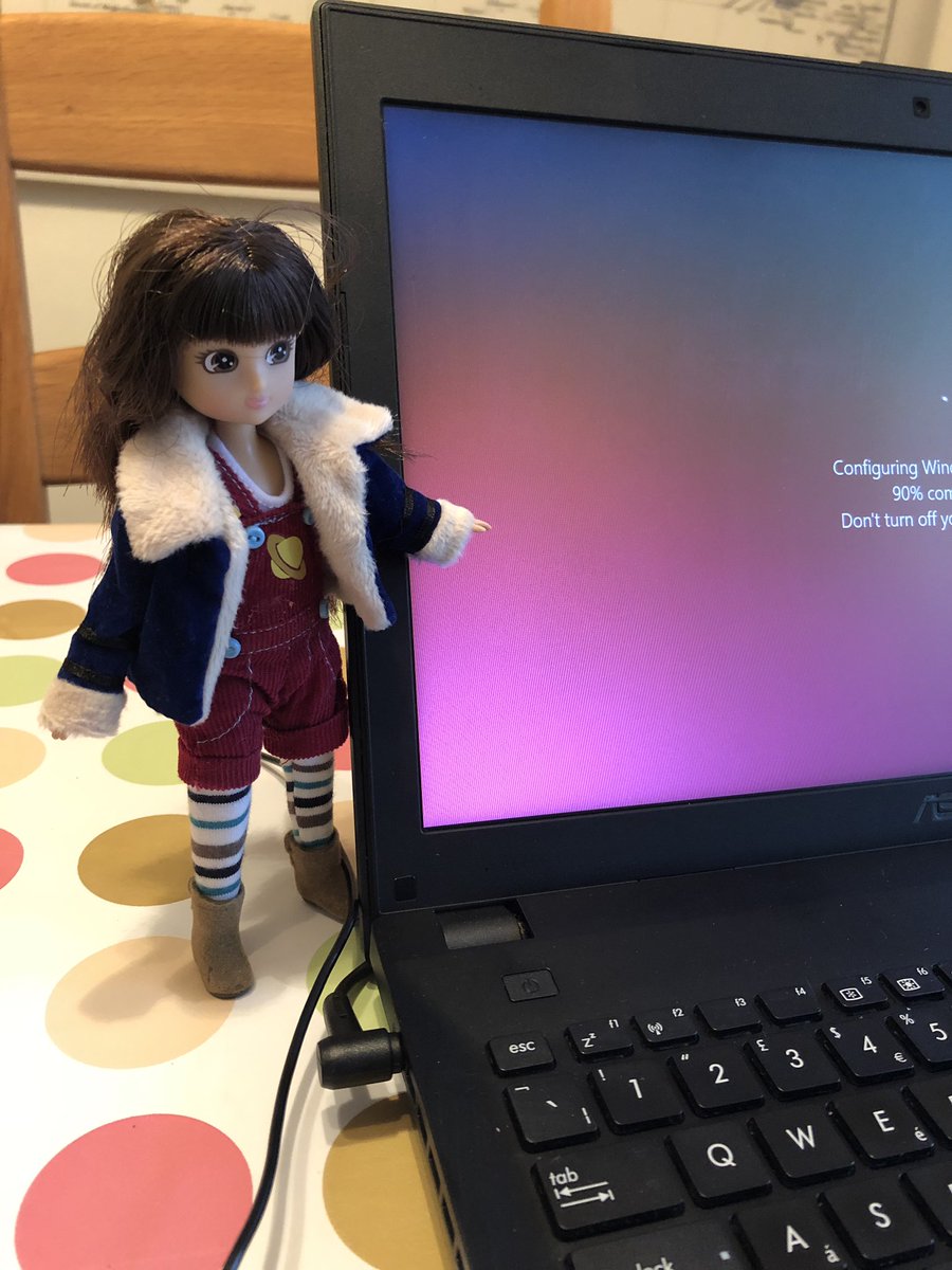 Lottie the astronomer is telling me all about the stars while I wait for Windows updates. #STEMdoll #STEMtoys #womeminscience