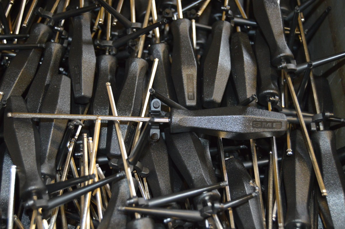 At SME, we manufacture around 96% of our components in house. We even make our own plastic injection parts for tonearms and tools to ensure absolute precision. #madeinEngland #hifi #audiophile