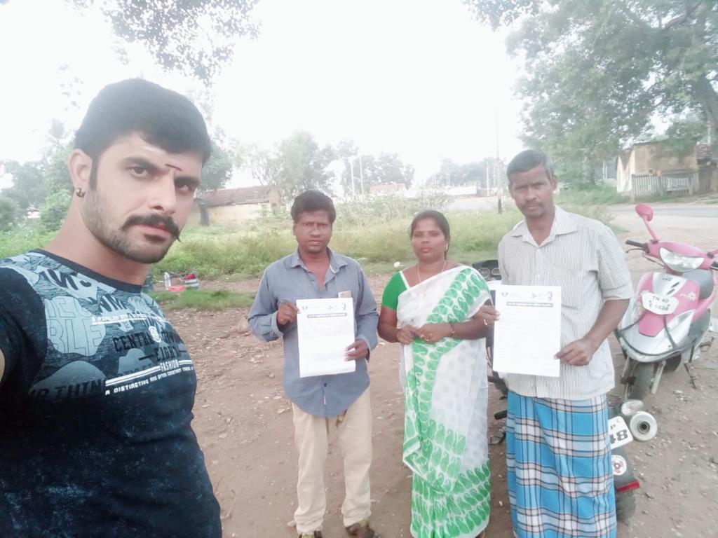 MNMWOMEN's tweet photo. இன்று
மக்கள் நீதி மய்யம் சார்பாக நடந்த உடலுறுப்புதானத்தில் மேட்டுப்பாளையம், காரமடை சேர்ந்த சுமார் 5பேர் உடலுறுப்பு தானம், மற்றும் மக்கள் நீதி மய்யம் உறுப்பினர்களாகவும் இணைந்தனர்
மகளிர்அணி K.லட்சுமி
ரா.பிரேம்கமல், M.F.ரஹ்மான்
#MNMWomenMembershipCamp
#Ressurrect
@nasser_kameela https://t.co/CQesbogGbh