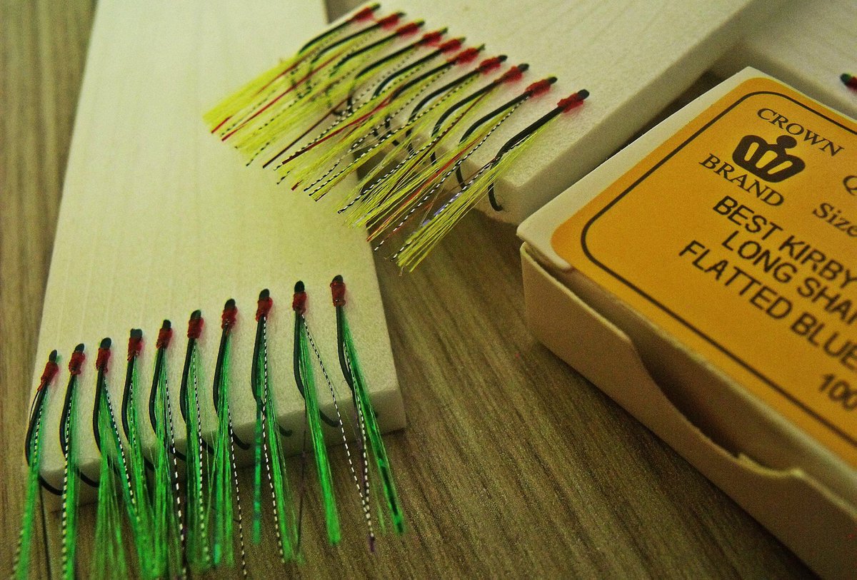 Crown Marka Tam Çapraz İğnelerle İmal Edilmiş İstavrit Tekne Çaparileri
#fishing #fishinglife #fishingrod #fishingday #borancapari