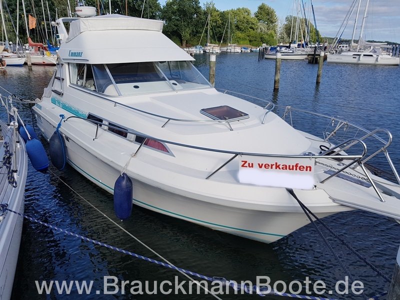 Verkaufshafen's tweet photo. Nicht schlecht das Schiff, gefällt uns ausgesprochen gut. Die #Motoryacht Tresfjord 310 Ultra verfügt über 6 Kojen, 2 Motoren mit je 180 PS, Navigationseinrichtungen sowie 2 Warmwasserduschen Innen und Außen auf der Badeplattform. https://t.co/Zi6AwVp2zZ #brauckmannboote https://t.co/PPlfBVE55x