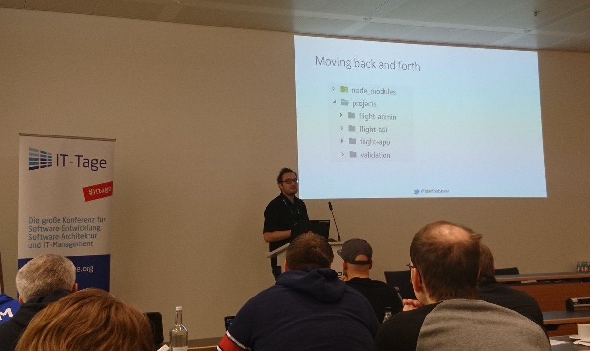 Wer_Eb's tweet photo. Listening to @ManfredSteyer talking about #architecture for larger #Angular projects in an #enterprise environment
#ittage #modernwebapps https://t.co/D61wTjMG5J