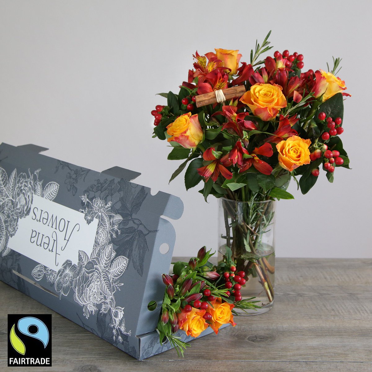 FairtradeUK's tweet photo. Get your Fairtrade Christmas all wrapped up with this wonderful selection of ethical gifts

🎁 >> https://t.co/3k8b029UDn #ChooseFairtrade https://t.co/SWNK2XNpIF