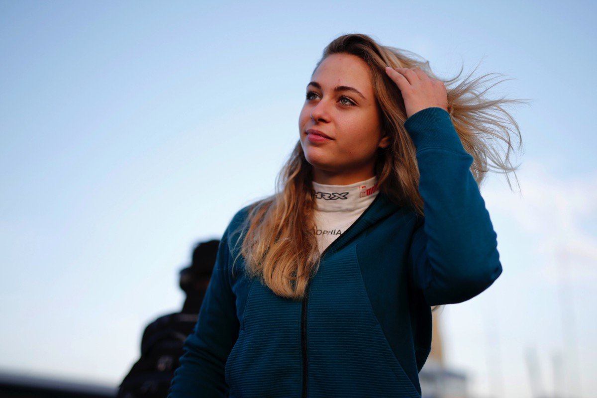 autohebdo's tweet image. .@SophiaFloersch disputera la @Formula_EM_ avec @VARmotorsport en 2019 #FormulaEM 

&amp;gt;&amp;gt; autohebdo.fr/monoplace/f3/a…