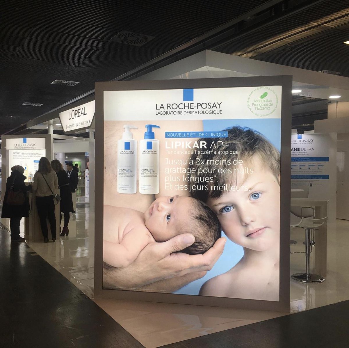 LaRochePosayInt's tweet photo. Join us at our booth, La @LaRochePosayPro team is waiting for you!
#JDP2018 #JDP #dermatology #conferance #paris https://t.co/hHn8JmPG5s