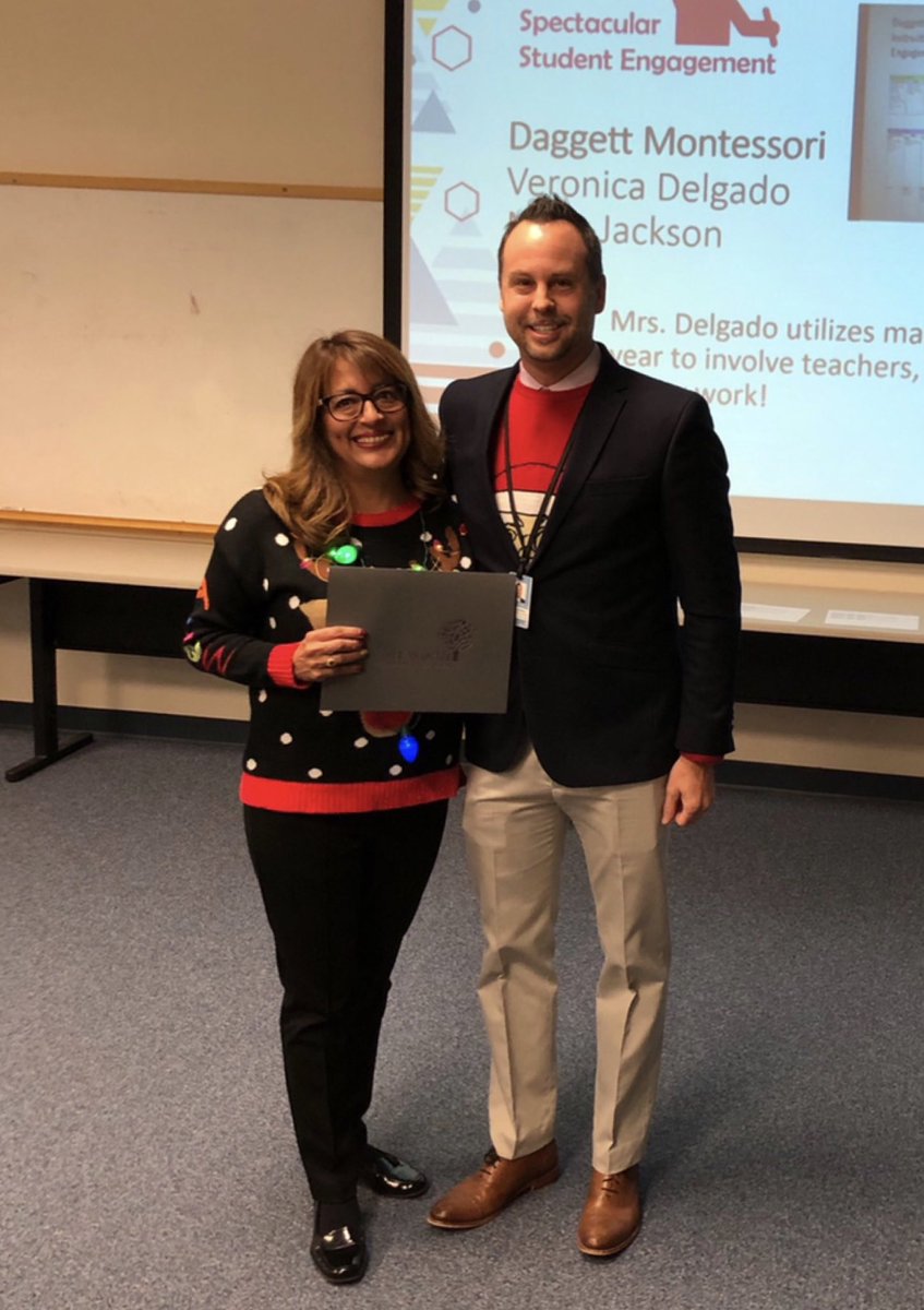 todd_koppes's tweet photo. Principal Delgado is recognized at our principal meeting for her leadership with racial equity work at Daggett Montessori! @veedelgado77 https://t.co/Qd12iLYJ9Q