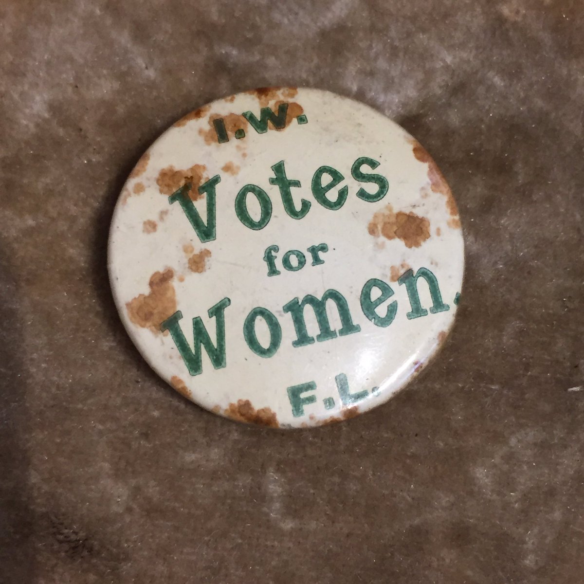 ivanabacik's tweet photo. Marking #Vótáil100 with @NMIreland at handover of original #IWFL badge by Jean Spain @conwaywalsh @aliceeire @gabmcfadden @OireachtasNews https://t.co/gviKBxT2AK