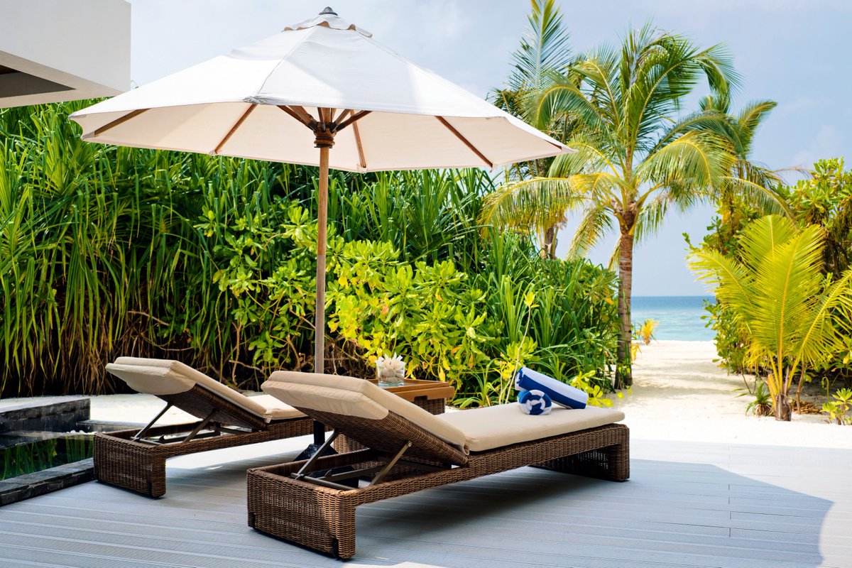 MVTravelHD's tweet photo. Unwind and relax in #MΓΆvenpick_Resort_Kuredhivaru_Maldives @MovenpickHotels and take-home memories of perfectly spent days in #Beach_pool_suite_sunsetβπ³π΄ππ¦
:
:
#Maldives
#MaldivesTravelHD
#VisitMaldives #TravelToMaldives #ExploreMaldives #GoToMaldives
#YallaAgazat https://t.co/7vuP8OsOcj