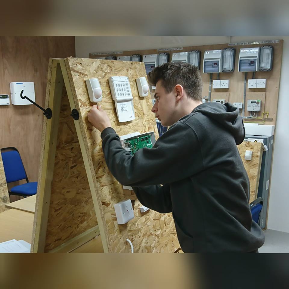 Matt Vaisey and his #focustraininggroup students hard at work on our Fire and Security course. Get in touch and connect with us to learn about our Training & Apprenticeships #apprenticeships #training #education