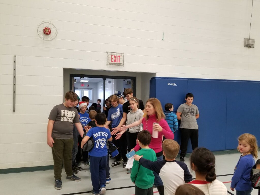 sjfgator's tweet photo. Thanks to all of our families for your overwhelming support with our sponsored families Christmas fundraiser. Students had an awesome day yesterday. Our Gr. 5, 6, 7 & 8’s will participate in the ball hockey or Christmas craft events on Monday. #LoveWithanOpenHeart https://t.co/8HjBAP4LpO