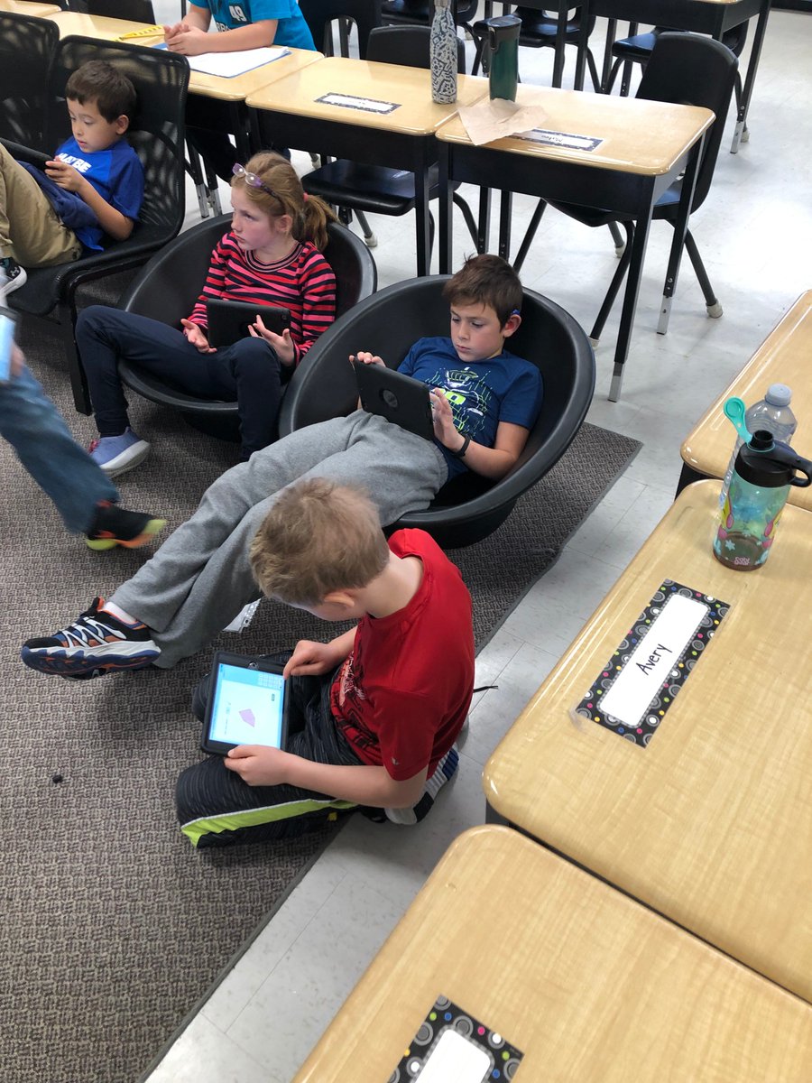 ChemongPublic's tweet image. Math was happening in every corner of Ms. Young&apos;s class today.  From playing mathletics, to place-value games, to communicating understanding with the teacher. #SLP2018 #ScopeandSequence