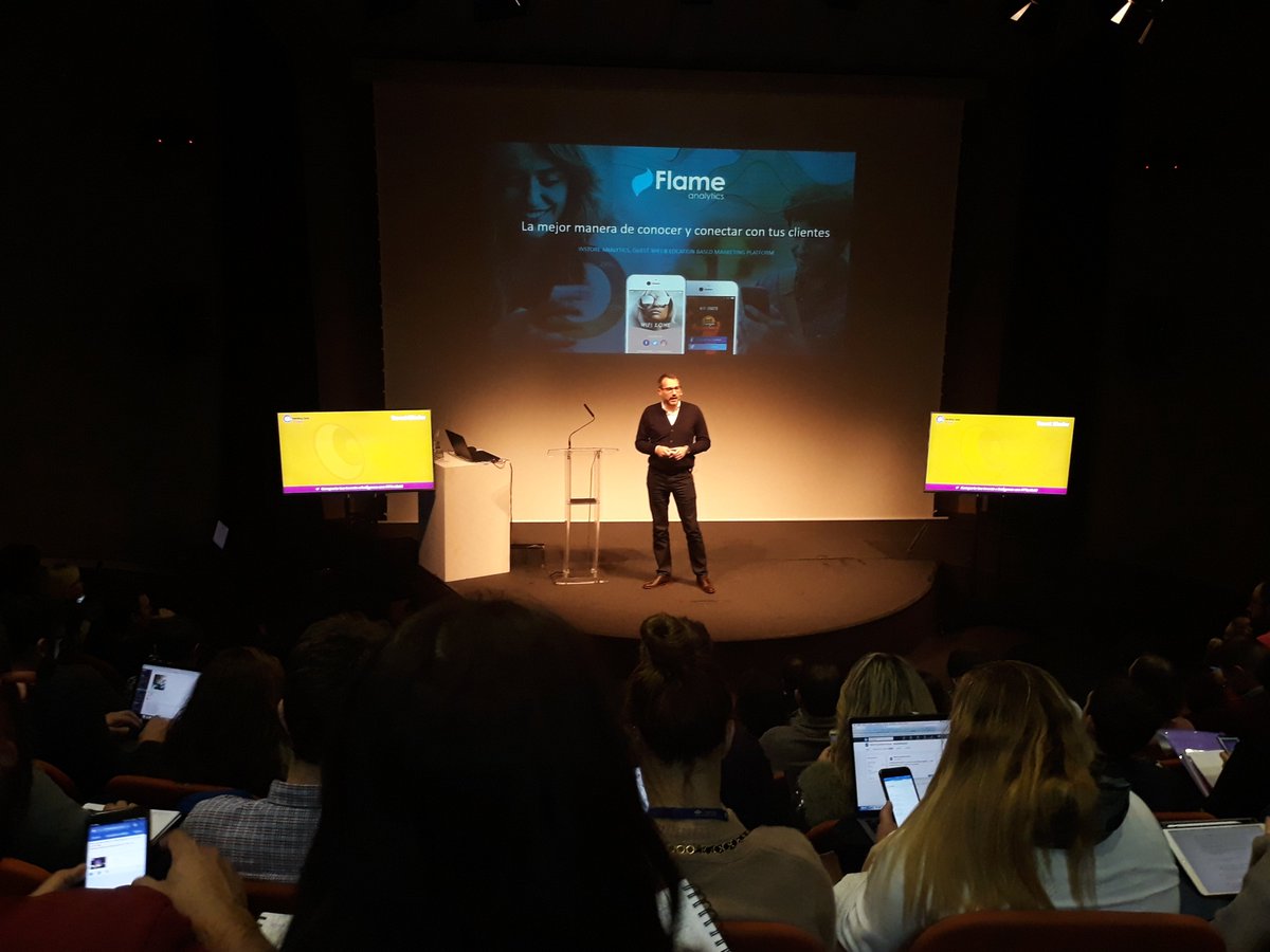 dilsecreativo's tweet image. Jonathan Solís (@jsolis_neo) nos presenta @Flameanalytics, una herramienta de analítica pensada para el retail convencional. #instoreanalytics #TTools18 #marketing