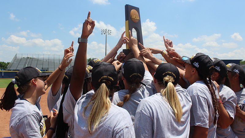 Virginia Wesleyan Athletics (@vwu_marlins) on Twitter photo Last season, they were National Champions.
Two season's ago, they were National Champions.
You can bet softball (<a href="/VWUSOFTBALL/">Va Wesleyan Softball</a>) has similar goals this year 👀🏆.
Check out the path they will have to take as the team has unveiled its 2019 slate!!: vwuathletics.com/sports/sball/2… Last season, they were National Champions.
Two season's ago, they were National Champions.
You can bet softball (<a href="/VWUSOFTBALL/">Va Wesleyan Softball</a>) has similar goals this year 👀🏆.
Check out the path they will have to take as the team has unveiled its 2019 slate!!: vwuathletics.com/sports/sball/2…