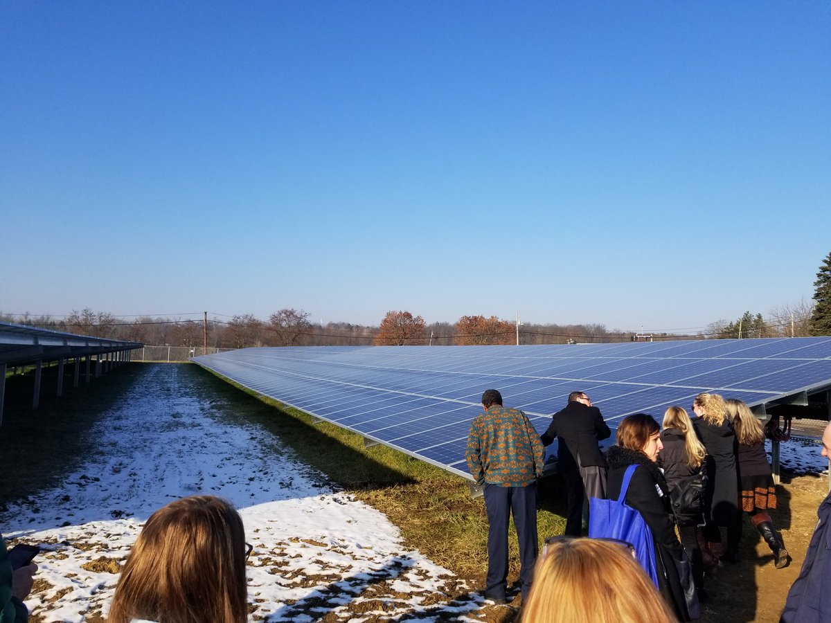RooneyReports's tweet photo. I started my morning at @GOJOindustries in Wooster, where the company flipped the switch to turn on its new solar array, which will power the Wooster facility's entire distribution operation. I'll have a full story soon for @TheDailyRecord. https://t.co/yjSq7Nouha