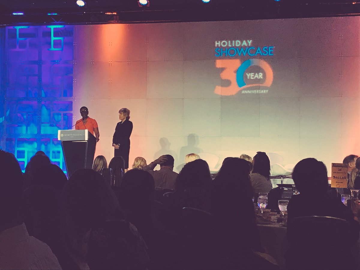 SearchWide's tweet photo. We’re in Chicago this week for #HS30 #assocforum @AssocForum. Excited for the keynote starting now. https://t.co/tGFGRHYGhn