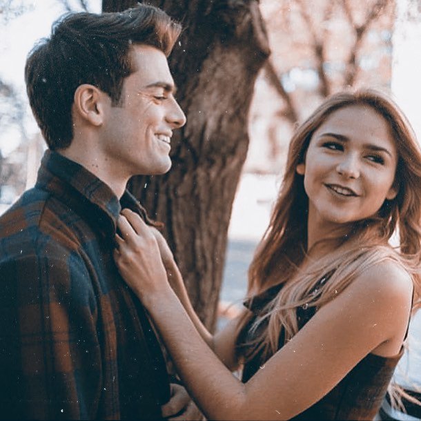 BeniRSL's tweet photo. Amore 🖤 Desde que llegaste a mi vida la cambiaste por completo, sos la persona mas importante en mi vida. Grazie por la familia que me diste y me seguis dando. Te Amo Emilia 🖤😍🥰 #Bemilia #RSLRol https://t.co/1G6ZKErQto