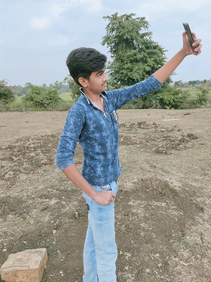 02Satyam's tweet photo. #SelfiPose... https://t.co/AKvI2t2Bpu