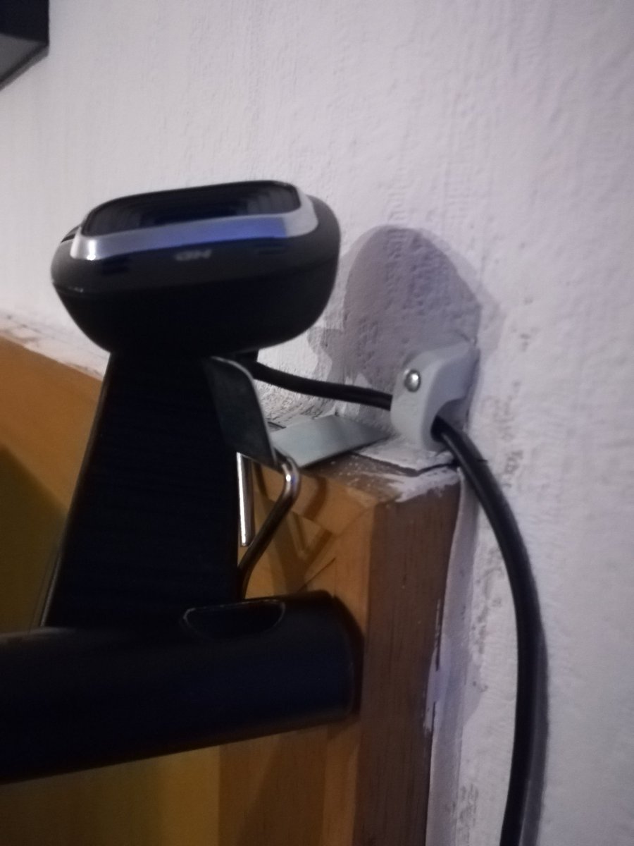 DerPoleChris's tweet image. Den Greenscreen neu fixiert 💪😏 #TrustMeImAnEngineer 👷‍♂️